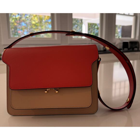 NWOT Marni Medium Trunk Bag In Saffiano Leather - Picture 2 of 9